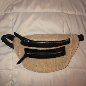 FAUX FUR FANNY PACK